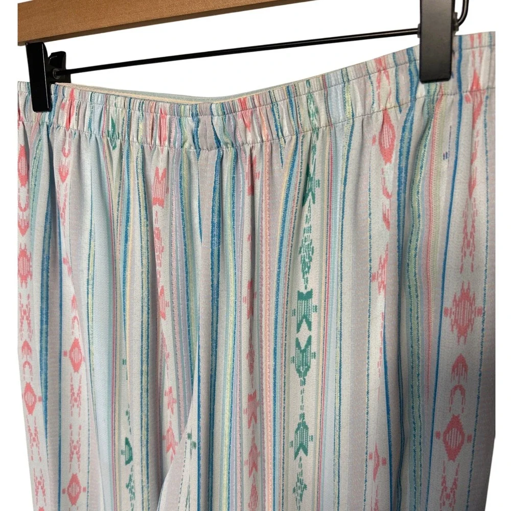 BCBGMaxAzria evokes relaxed
